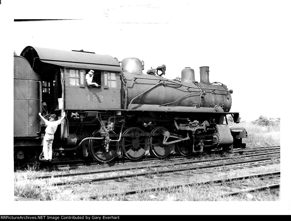 NW 4-8-0 #422 - Norfolk & Western 